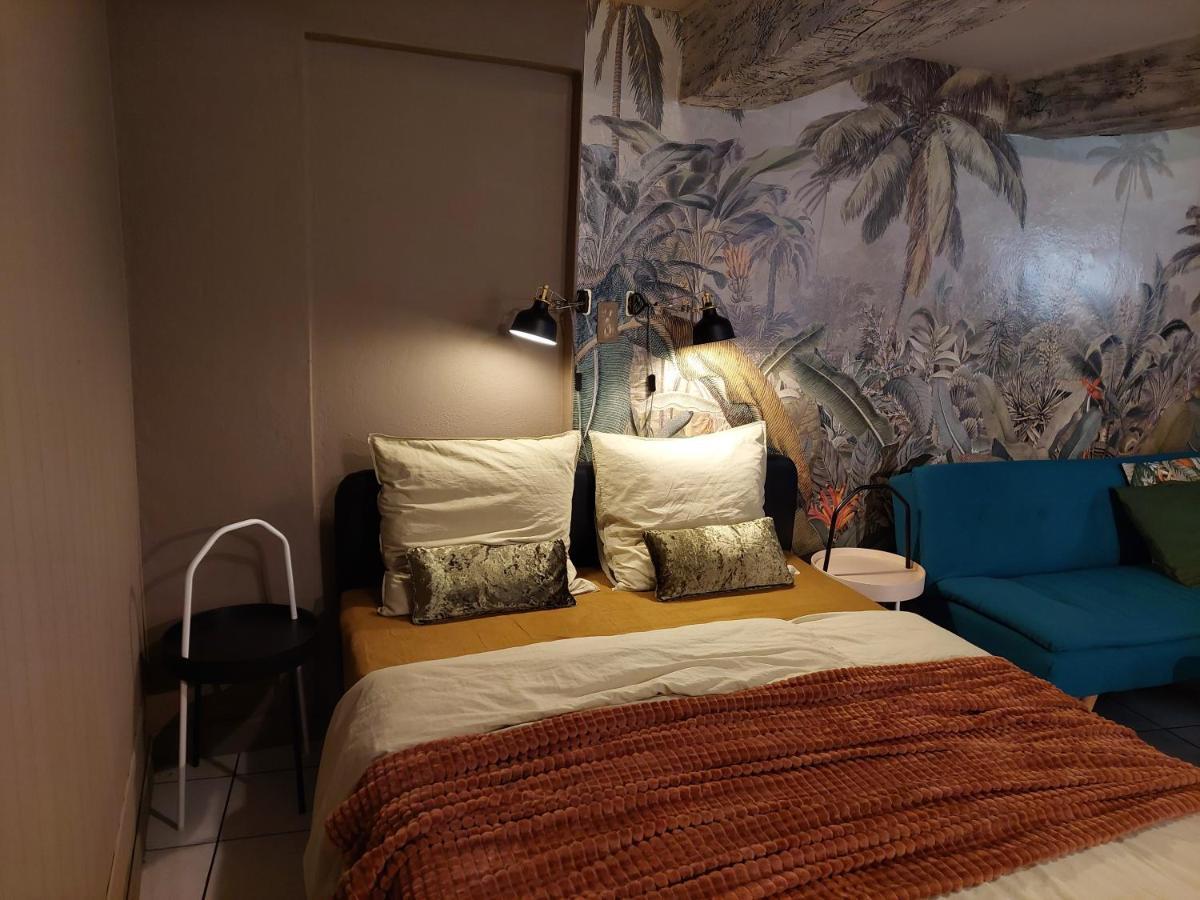 Moderne Historique Apartment Bergerac Bagian luar foto