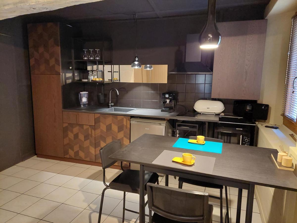 Moderne Historique Apartment Bergerac Bagian luar foto