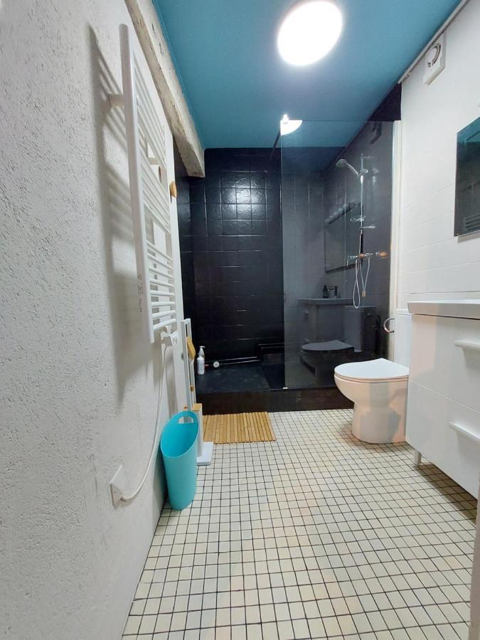 Moderne Historique Apartment Bergerac Bagian luar foto